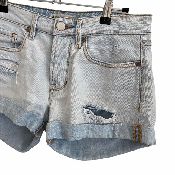 Bullhead Denim Size 25 Shorts Girlfriend Jean Denim Light Blue Distressed Cuffed - Picture 2 of 8